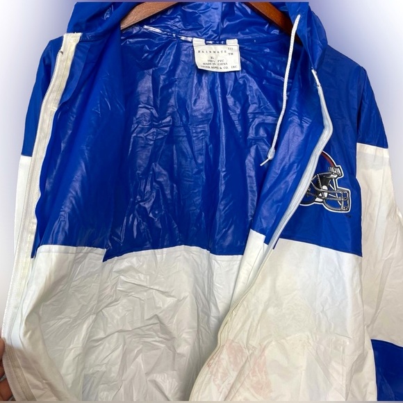 NEW YORK GIANTS | VINTAGE 80s / 90s RAIN JACKET | Full-Zip, w/ Pockets - Picture 5 of 10